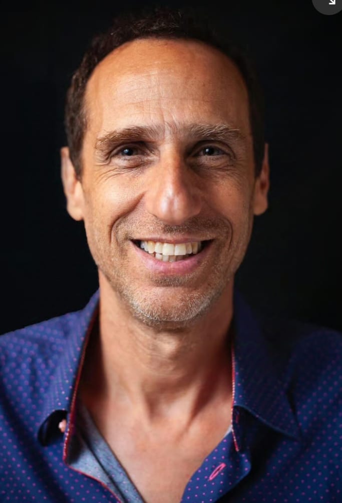 עמי סמולרצ_יק